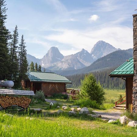Mount Engadine Lodge Kananaskis Екстериор снимка