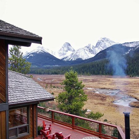 Mount Engadine Lodge Kananaskis Екстериор снимка