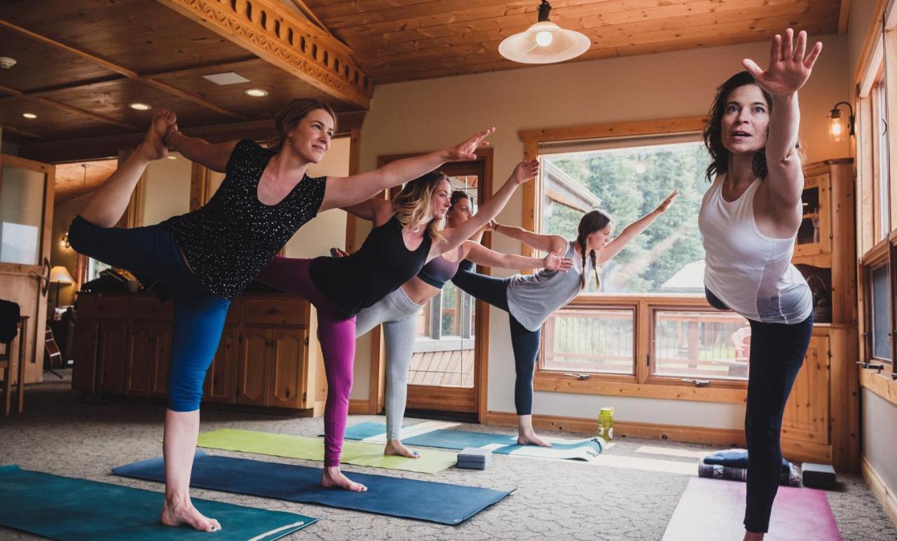 Mount Engadine Lodge Kananaskis Екстериор снимка