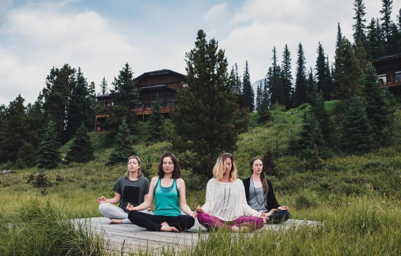 Mount Engadine Lodge Kananaskis Екстериор снимка