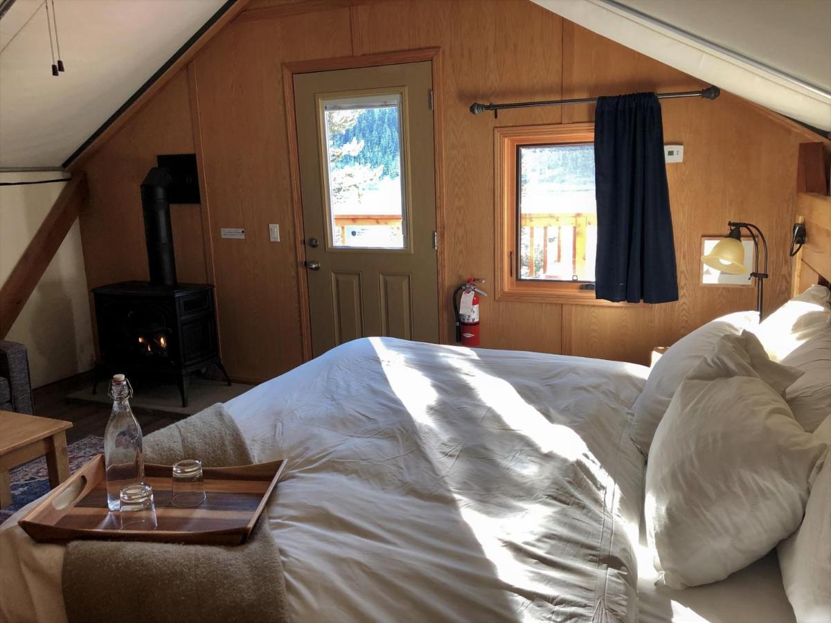 Mount Engadine Lodge Kananaskis Екстериор снимка