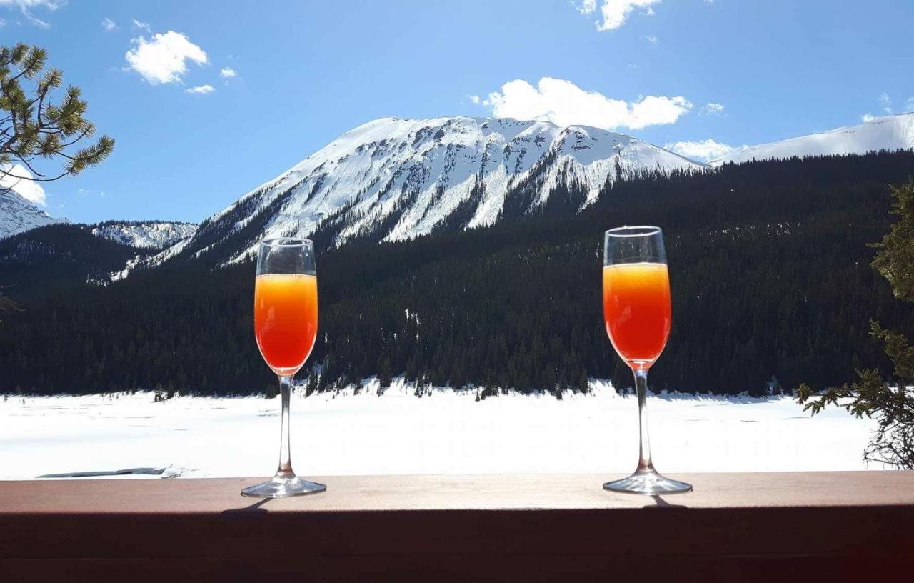 Mount Engadine Lodge Kananaskis Екстериор снимка