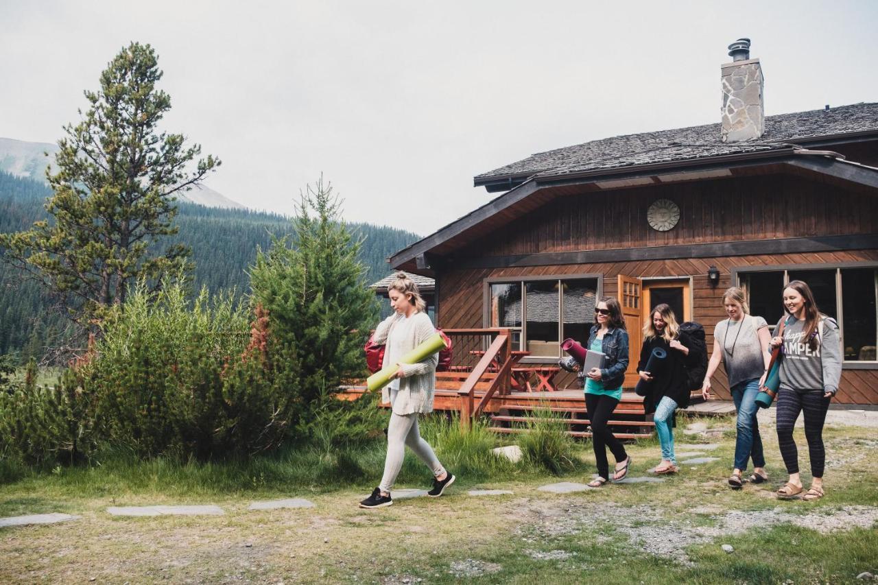 Mount Engadine Lodge Kananaskis Екстериор снимка