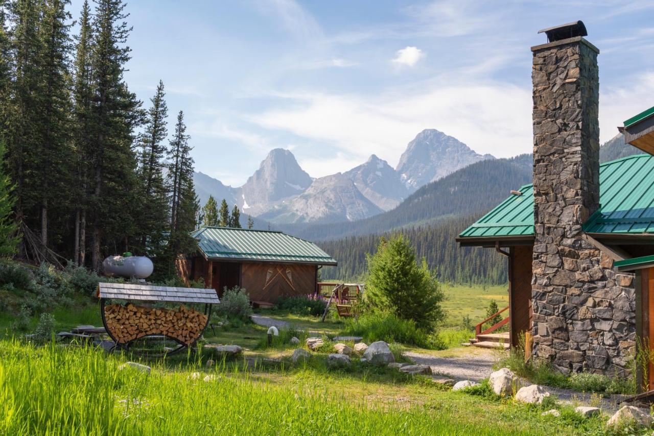 Mount Engadine Lodge Kananaskis Екстериор снимка