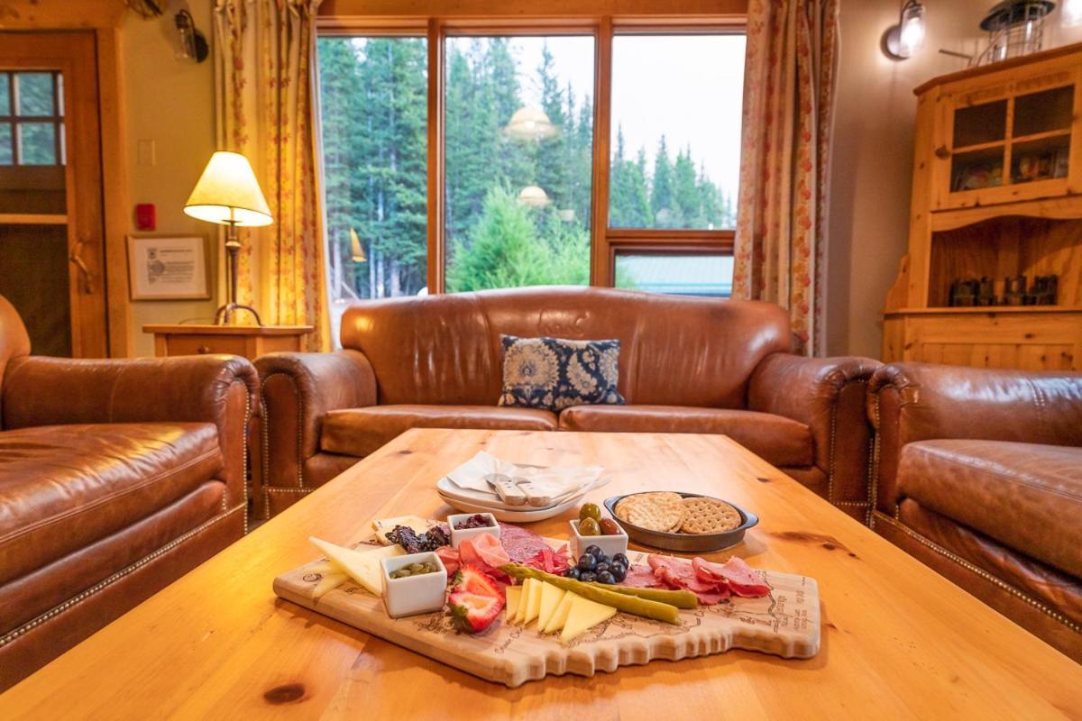 Mount Engadine Lodge Kananaskis Екстериор снимка