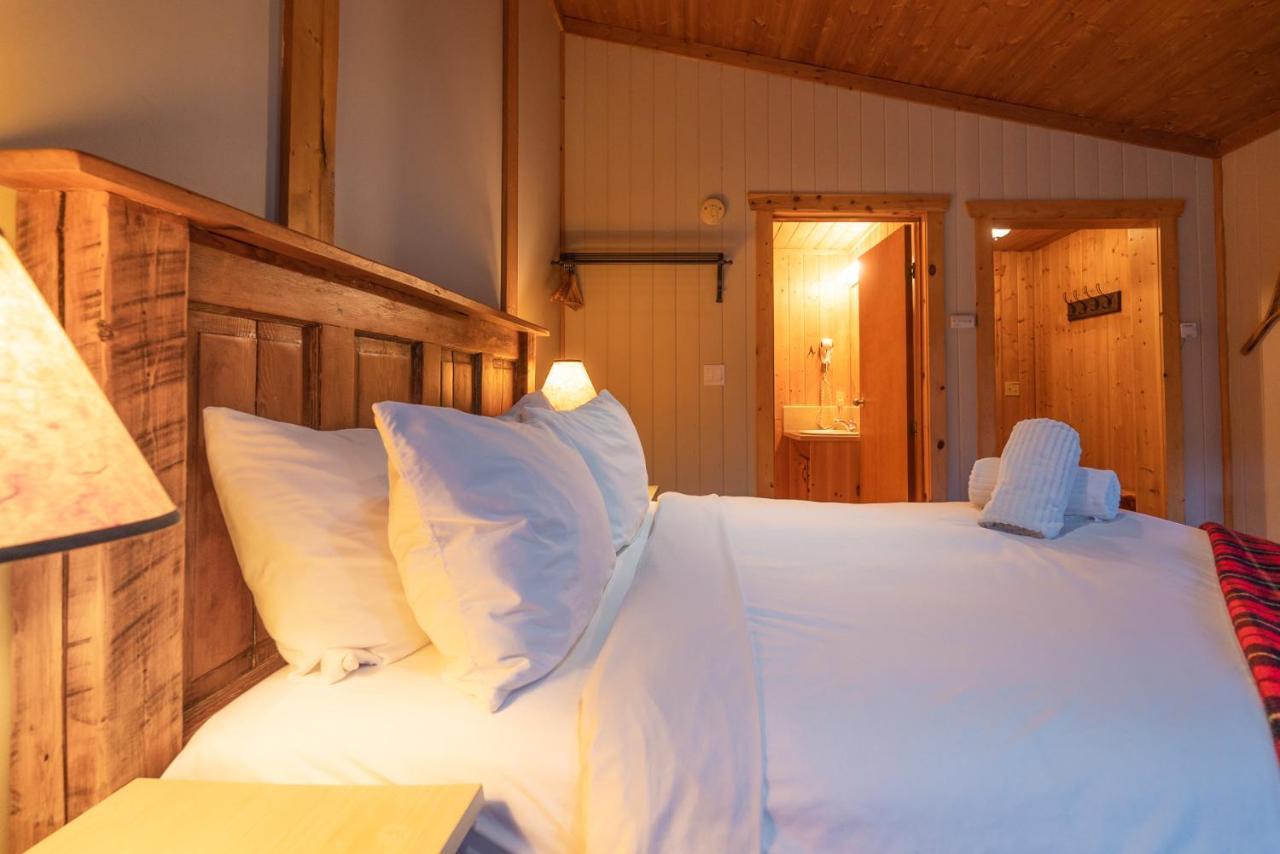 Mount Engadine Lodge Kananaskis Екстериор снимка