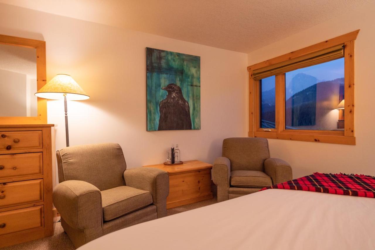 Mount Engadine Lodge Kananaskis Екстериор снимка